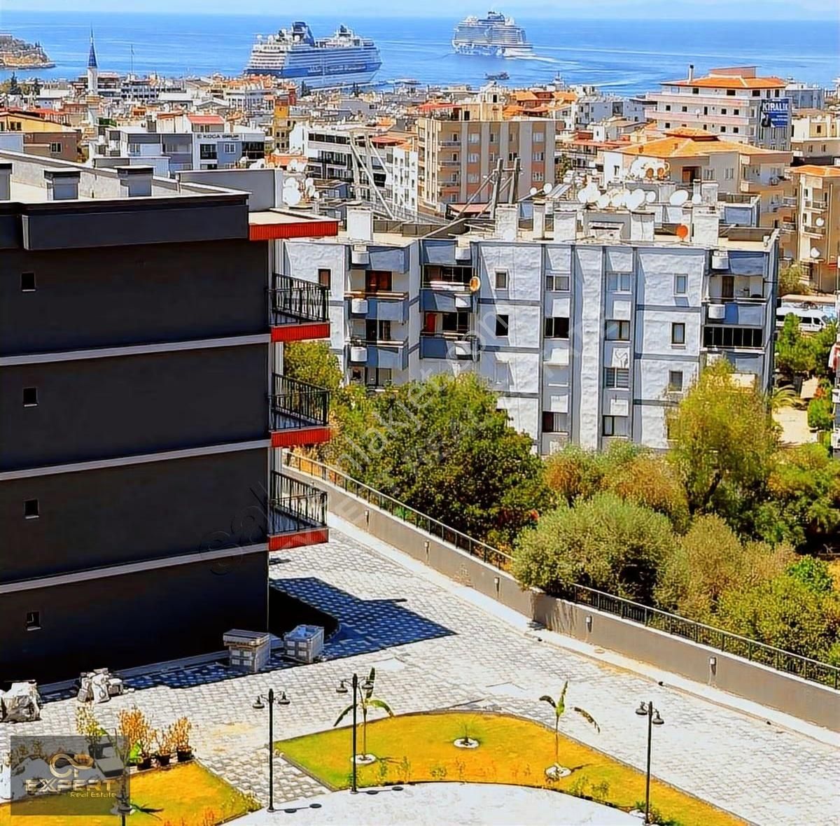 Satılık Lüks Daire Kuşadası