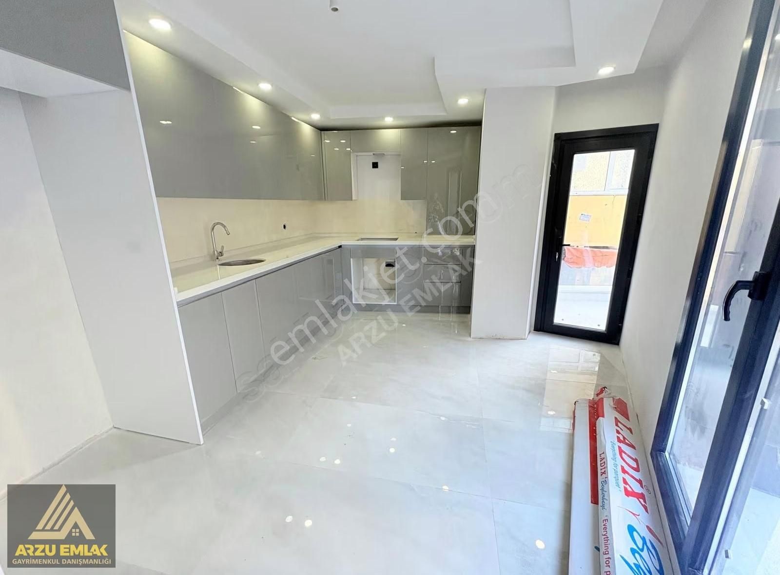 Arzu Emlaktan Yunusemre Mah. Satılık Sıfır 3+1 Balkonlu Asansölü - Görsel 29
