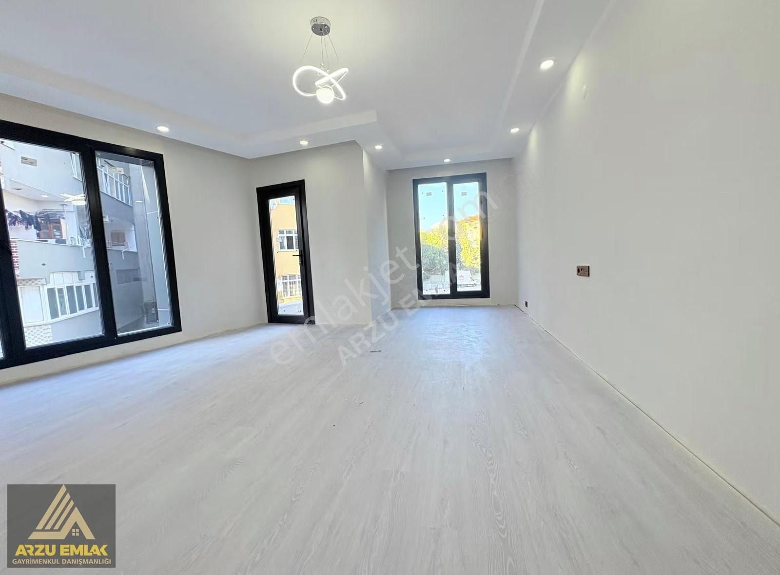 Arzu Emlaktan Yunusemre Mah. Satılık Sıfır 3+1 Balkonlu Asansölü - Görsel 24