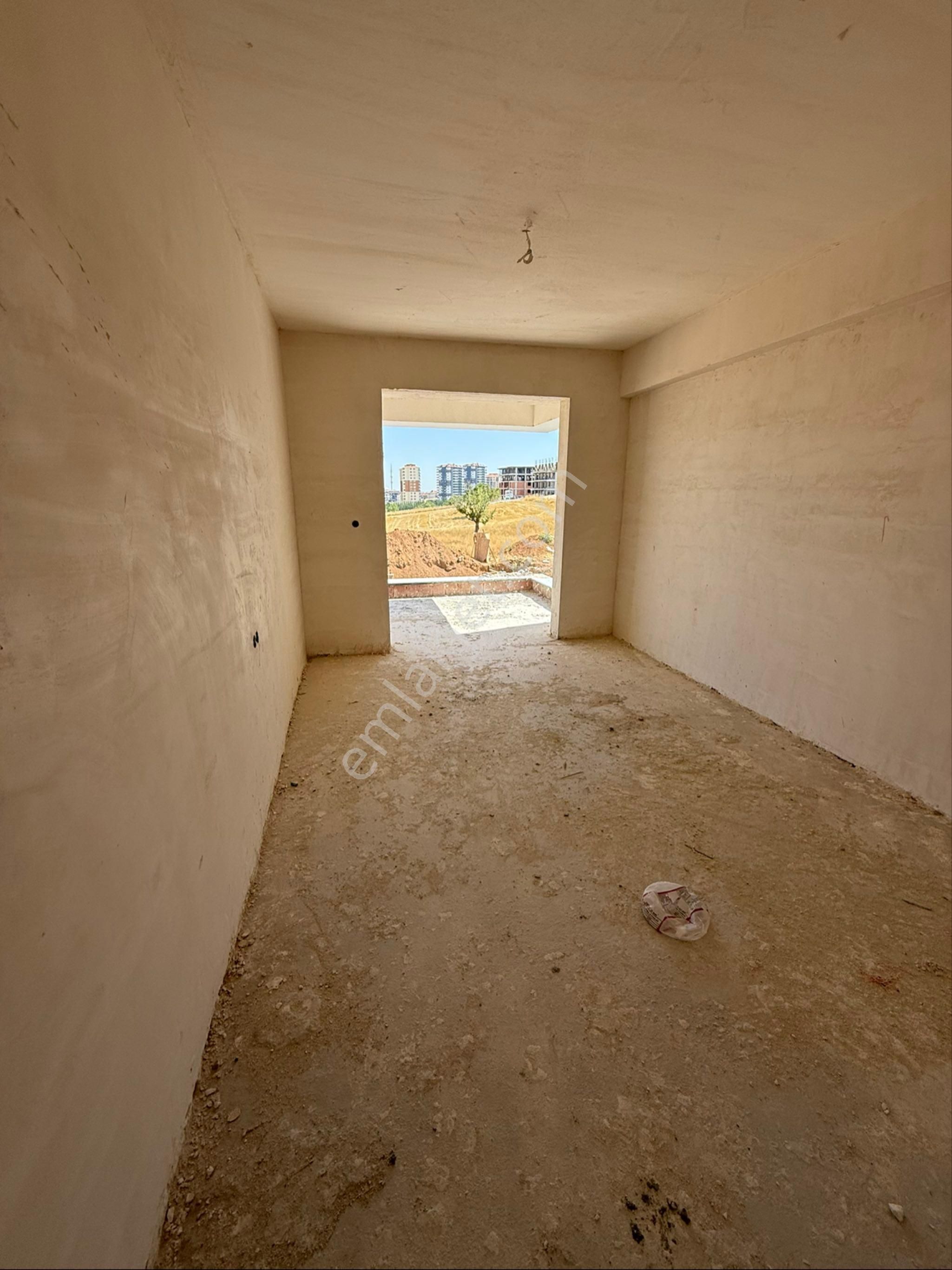 Kemalöz'de Güzel Konumda Giyotin Cam Balkonlu Kupon 3+1 Daire - Görsel 14