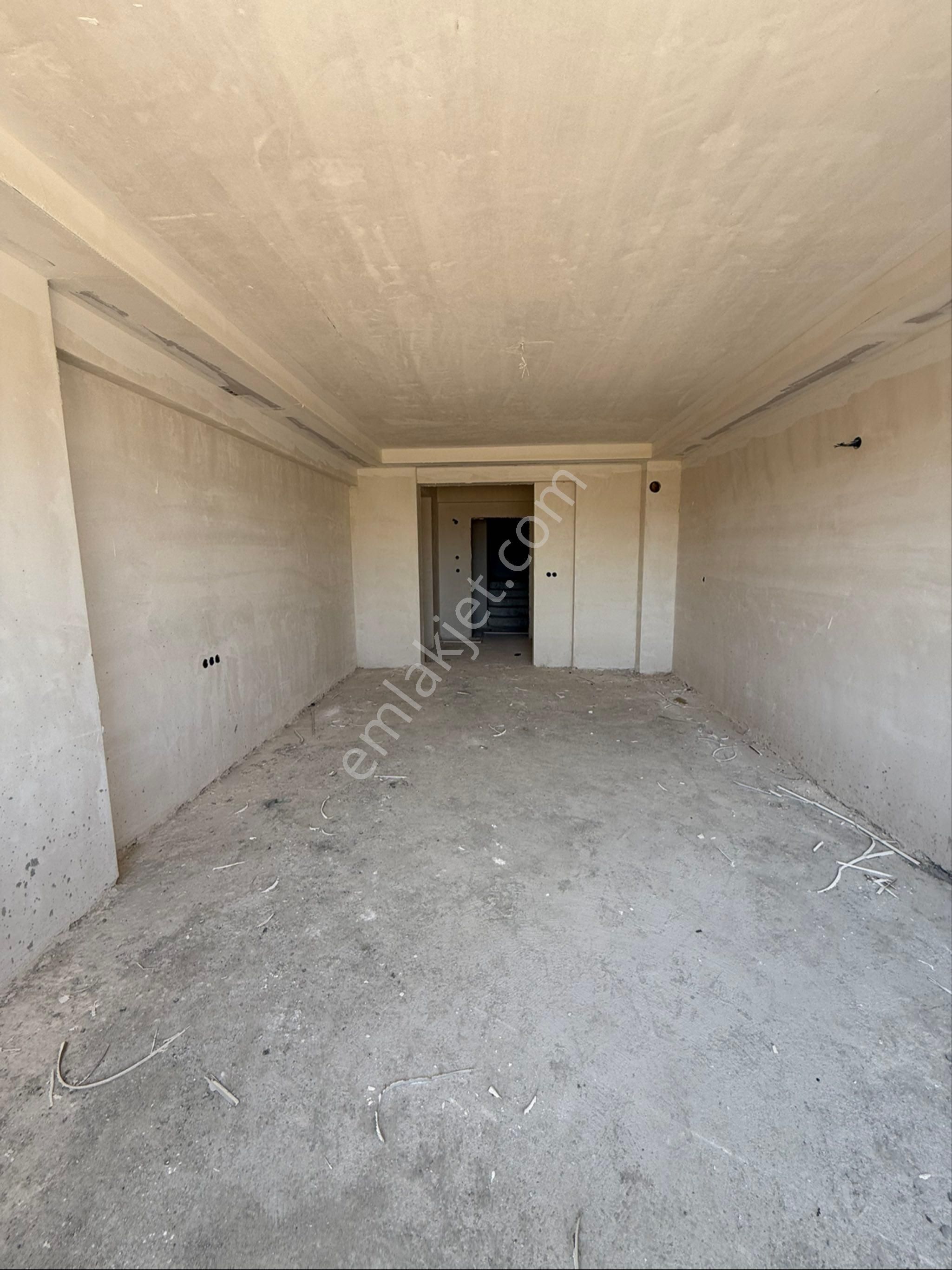 Kemalöz'de Güzel Konumda Giyotin Cam Balkonlu Kupon 3+1 Daire - Görsel 29