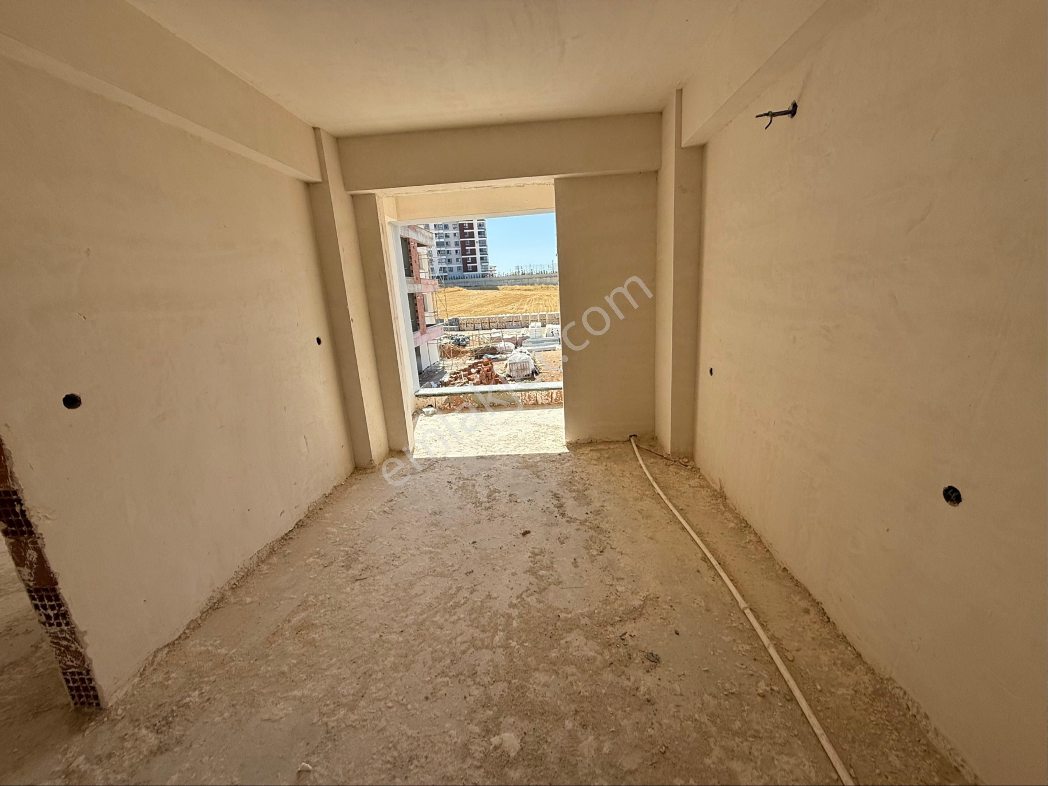 Kemalöz'de Güzel Konumda Giyotin Cam Balkonlu Kupon 3+1 Daire - Görsel 20