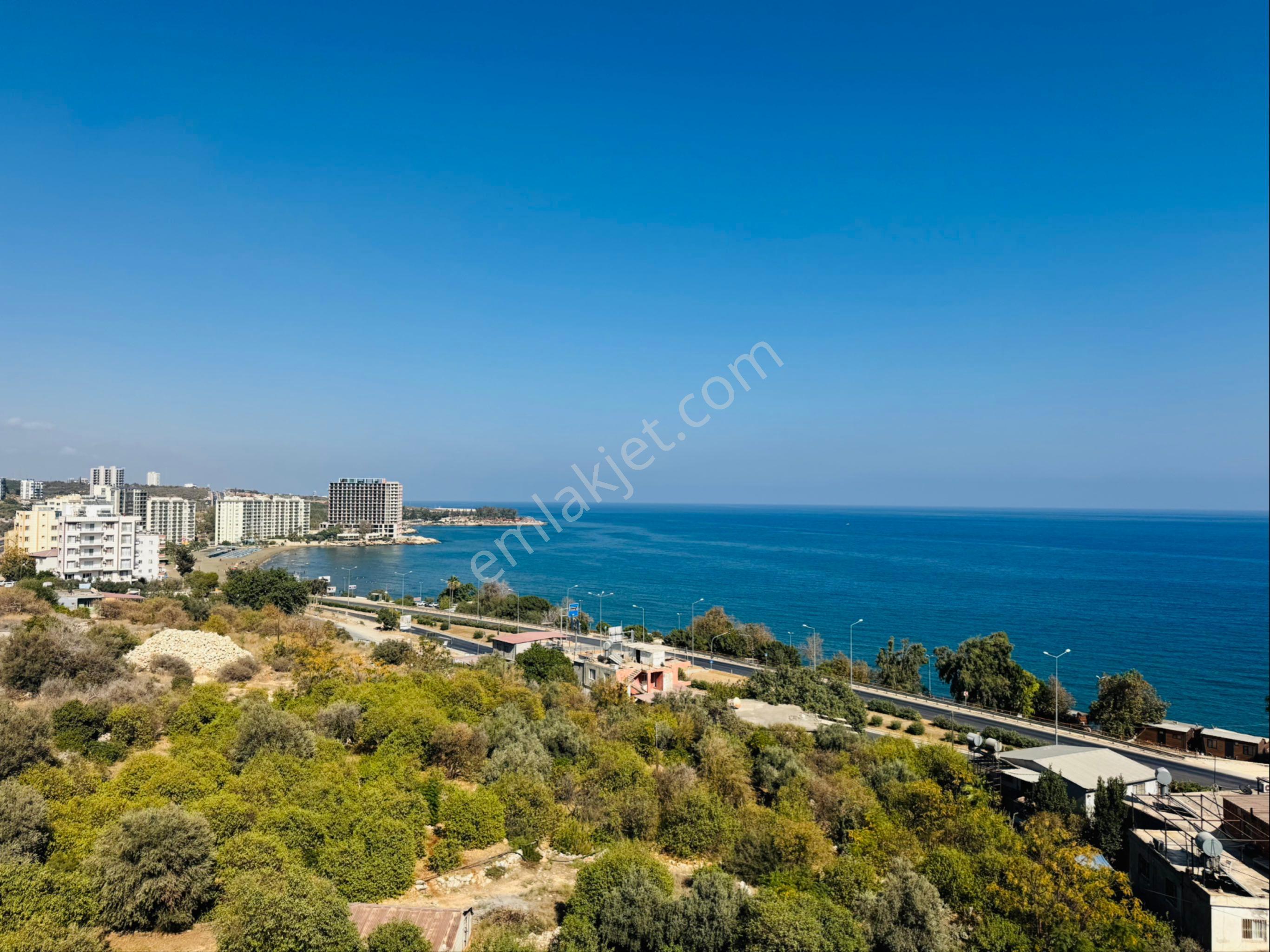 Mersinin En Güzel Bölgesi Ayaşta Denize 100 Mt Panoramik Deniz Manzaralı Evimiz Eşyalı Satılıktır - Görsel 11