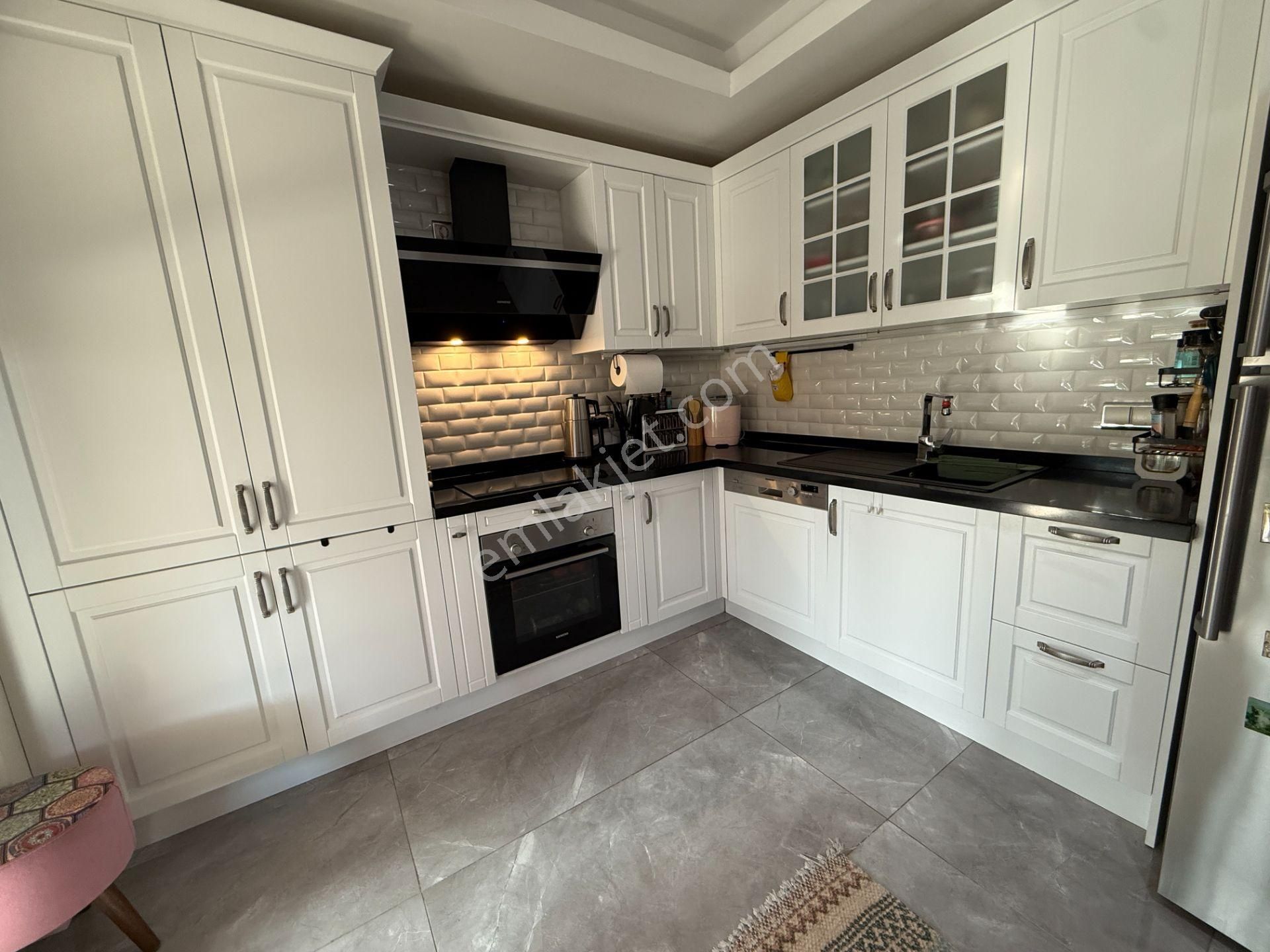 Park Yaşam Santorini Kiralık 3+1 Villa Geniş Bahçeli - Görsel 13