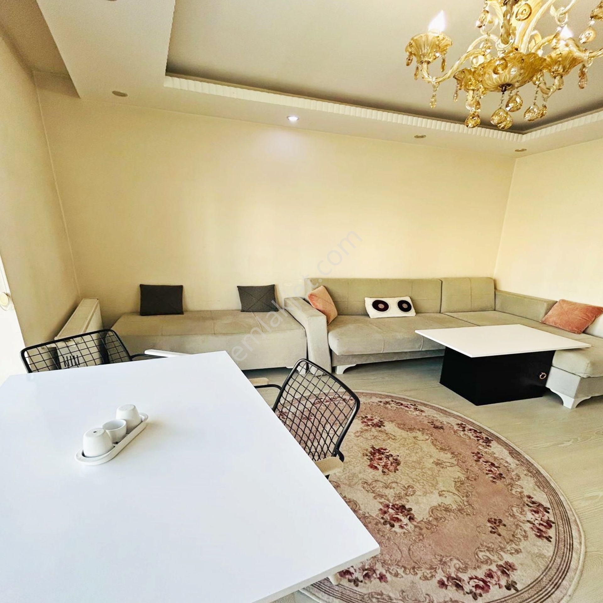 1+1 Yüksek Giriş Eşyalı Satılık Daire