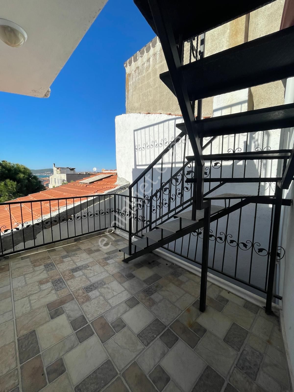 Ayvada'dan Ayvalık Merkez'de Deniz Manzaralı 2 Katlı 2+1 Taş Ru Evi - Görsel 25