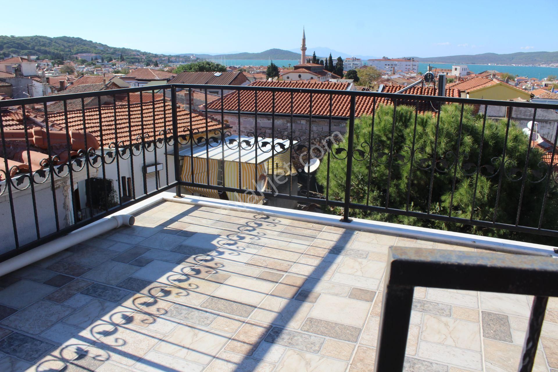 Ayvada'dan Ayvalık Merkez'de Deniz Manzaralı 2 Katlı 2+1 Taş Ru Evi - Görsel 27