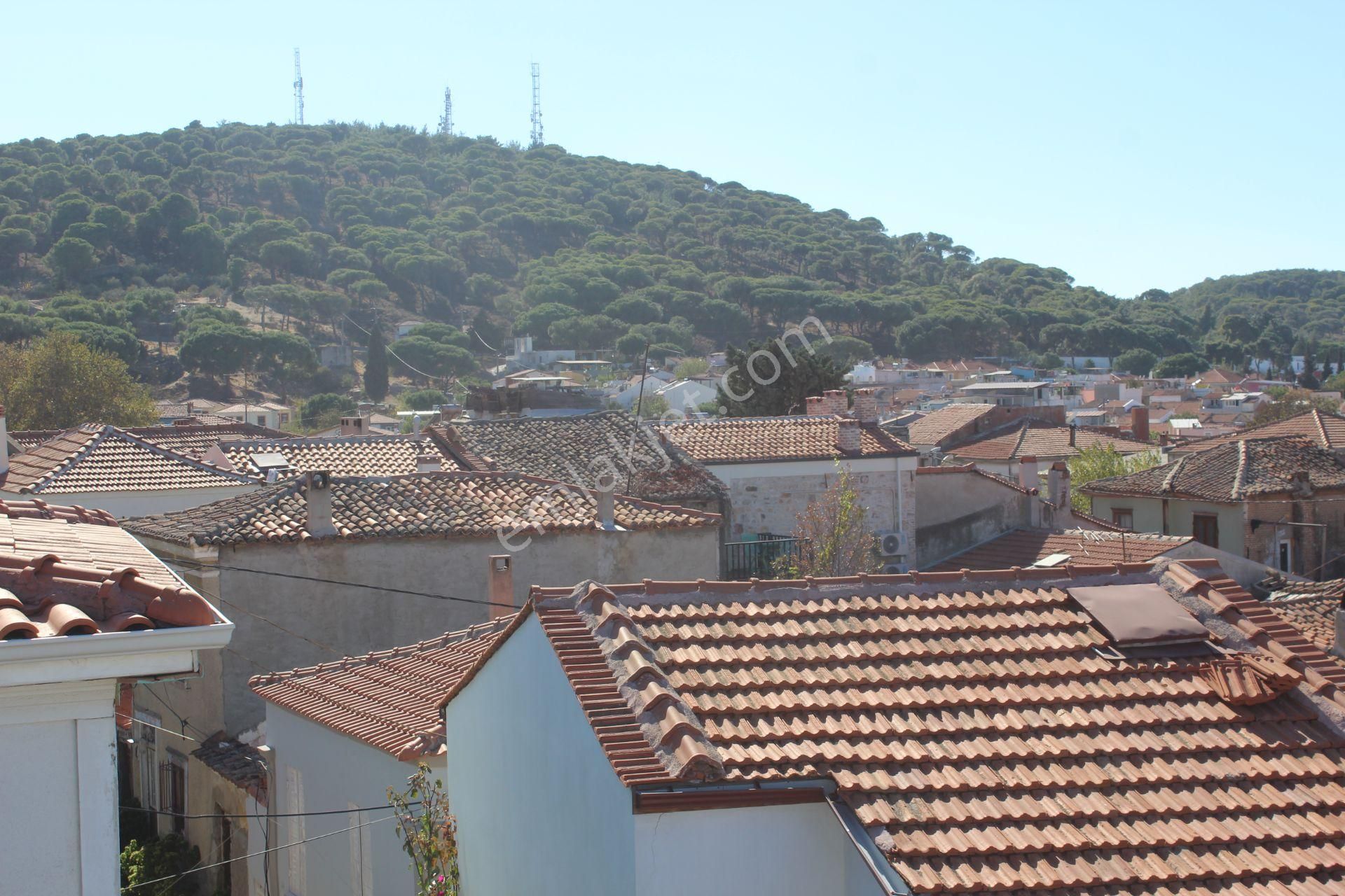 Ayvada'dan Ayvalık Merkez'de Deniz Manzaralı 2 Katlı 2+1 Taş Ru Evi - Görsel 32