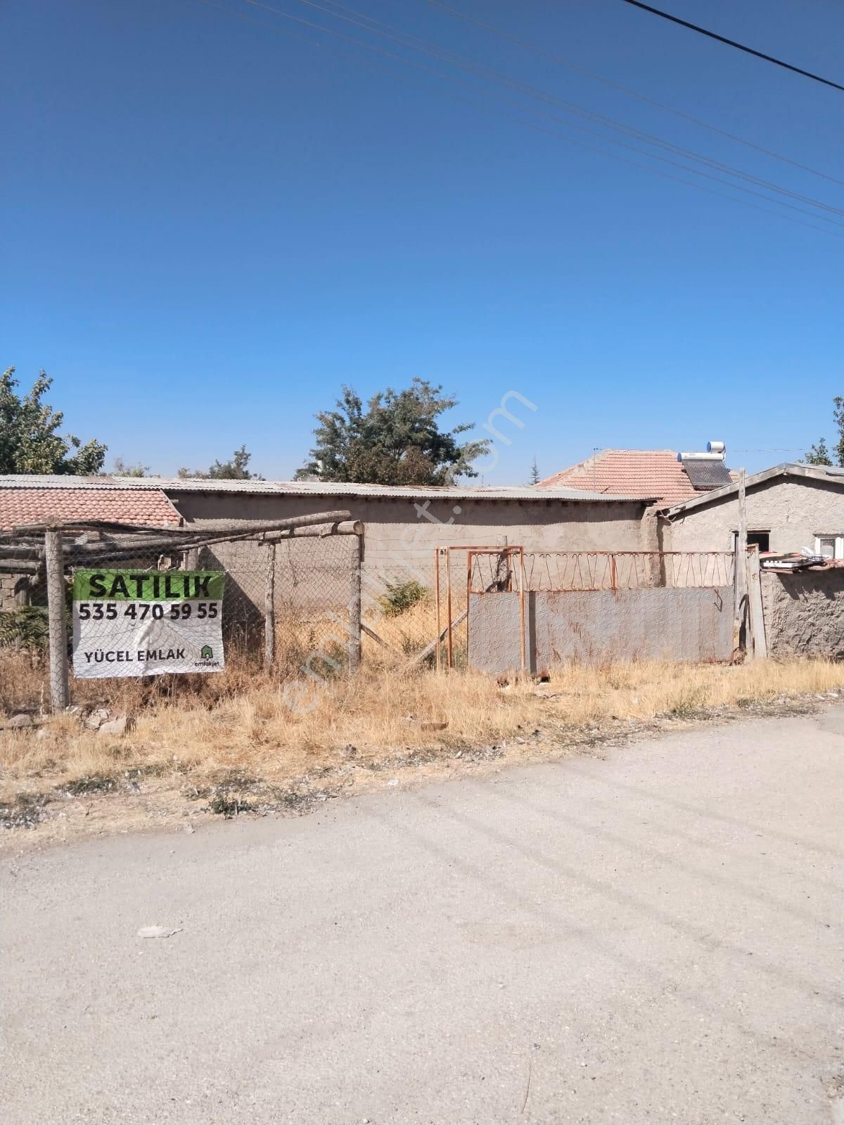 Yücel Emlaktan Karaman Kisecik Köyünde Satılık Ev Ambar Ve Arsası - Görsel 9