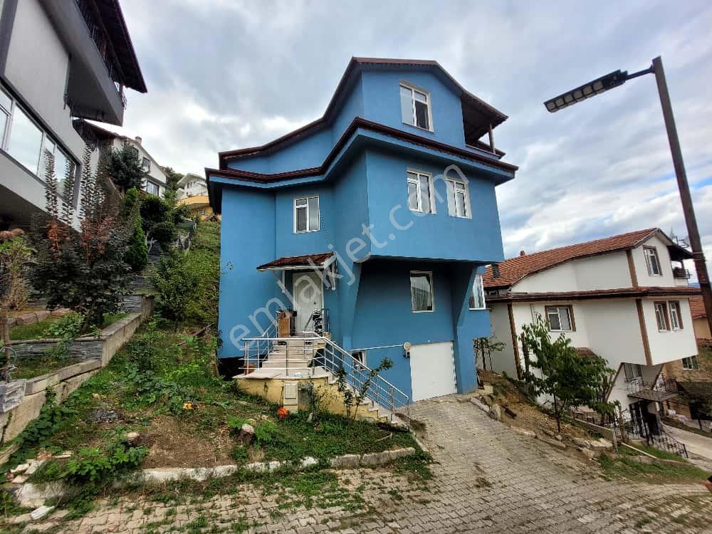 Muhteşem Sapanca Gölü Manzaralı Site İçinde Villa... - Görsel 2