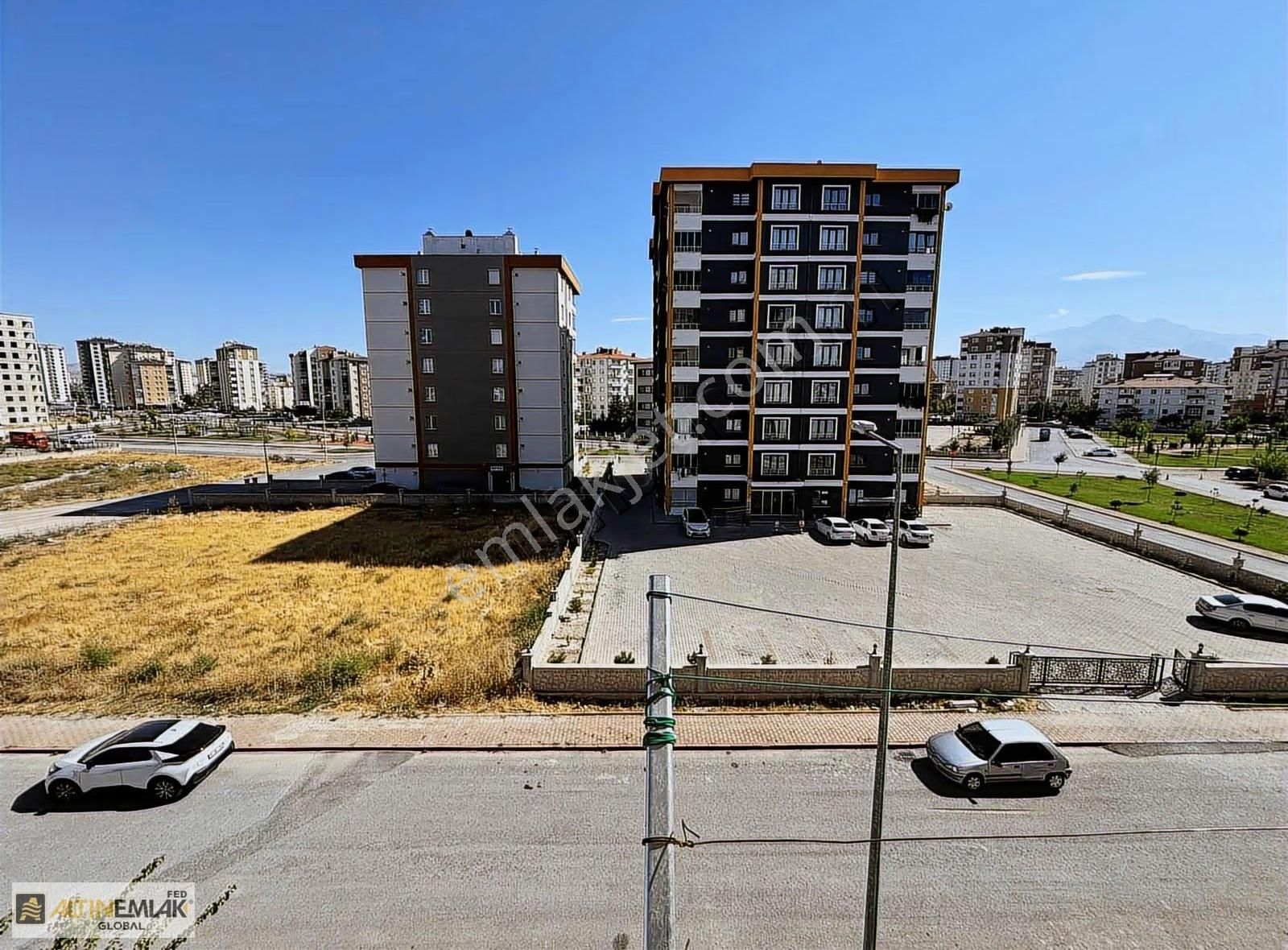 Hoca Ahmet Yesevi Mah. Ara Kat Güney Cephe Satılık 3+1 Daire - Görsel 3