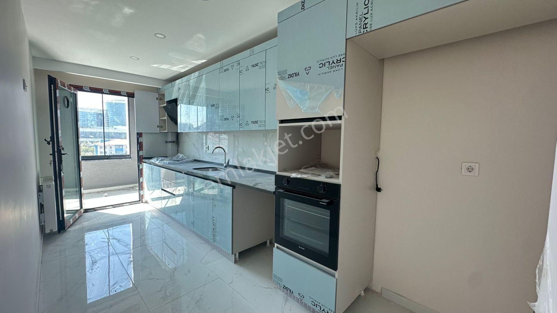 Başokur'dan Bahçelievler Devlet Hastanesine Yakın Otoparklı 3+1 - Görsel 23