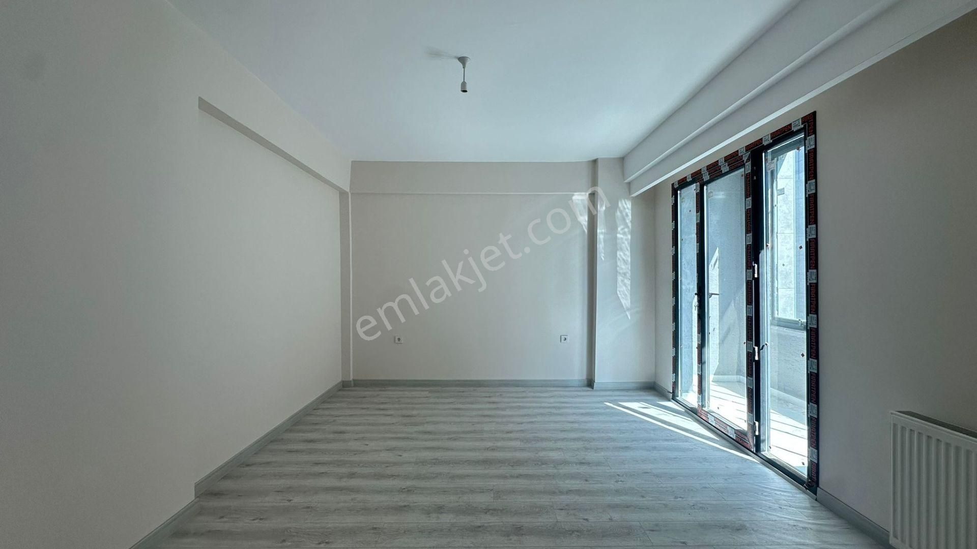 Başokur'dan Bahçelievler Devlet Hastanesine Yakın Otoparklı 3+1 - Görsel 9