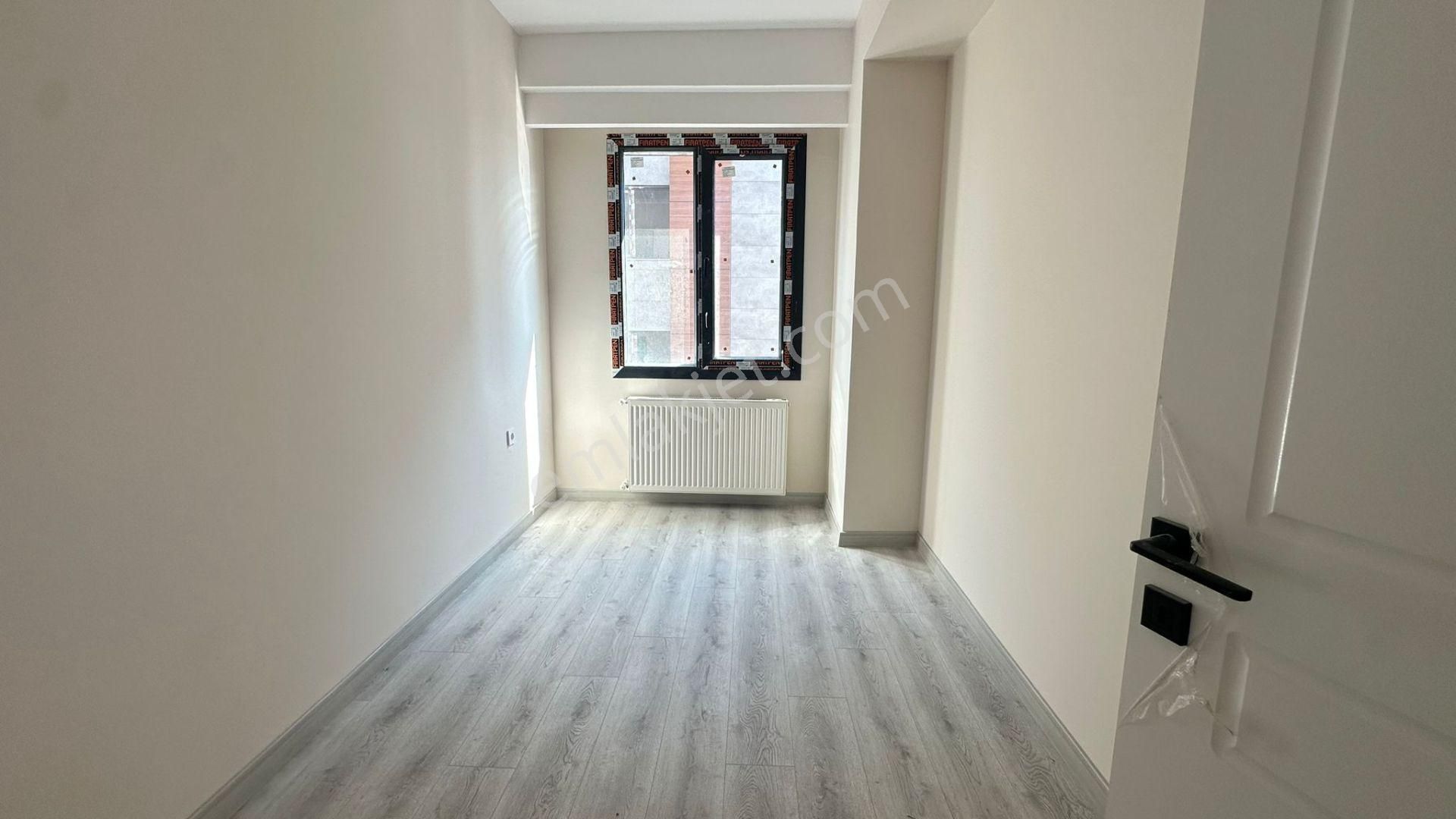 Başokur'dan Bahçelievler Devlet Hastanesine Yakın Otoparklı 3+1 - Görsel 14