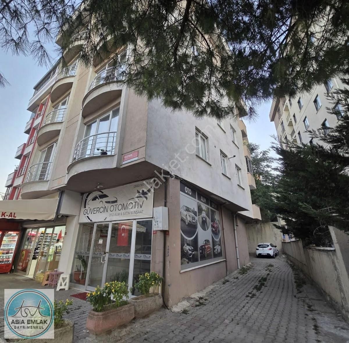 Asia'dan Orhangazi Mahallesinde Merkezi Konumlu 2+1 - Görsel 7