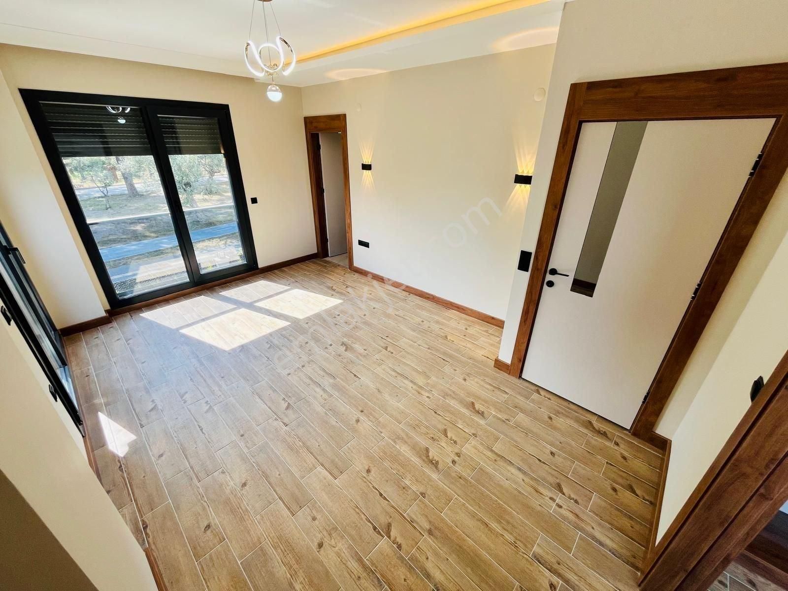 Yükselden Gürede İlk Seçenek! Asansörlü Tam Bağımsız 4+1 Villa - Görsel 12