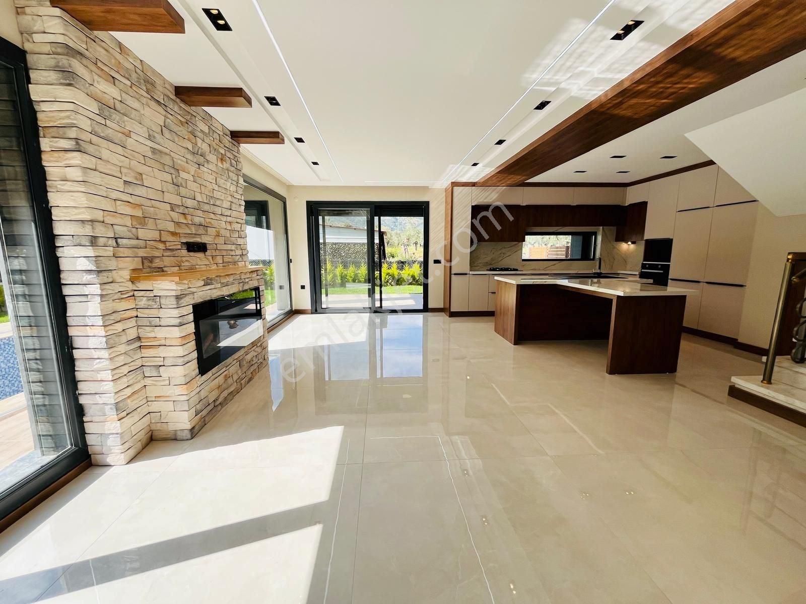 Yükselden Gürede İlk Seçenek! Asansörlü Tam Bağımsız 4+1 Villa - Görsel 11