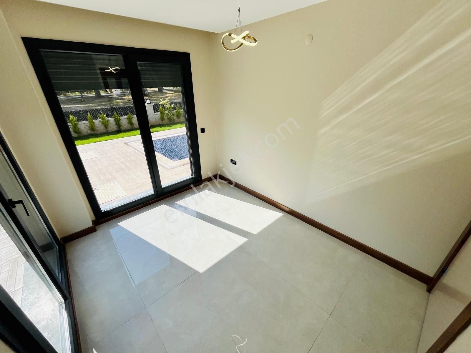 Yükselden Gürede İlk Seçenek! Asansörlü Tam Bağımsız 4+1 Villa - Görsel 9