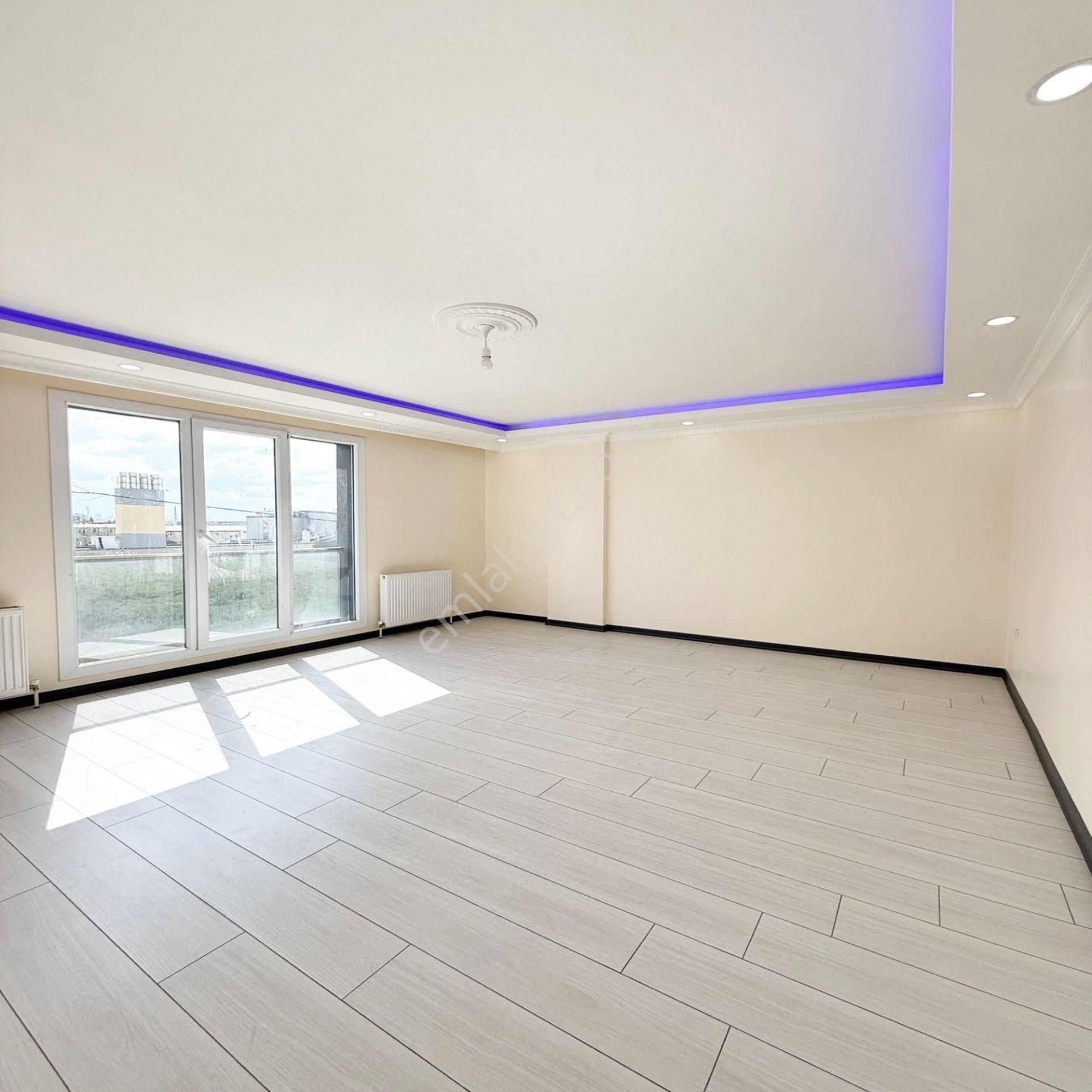 Bahçeşehir Lokasıyonda Sıfır 3+1 Şık Tasarımlı Daire - Görsel 14