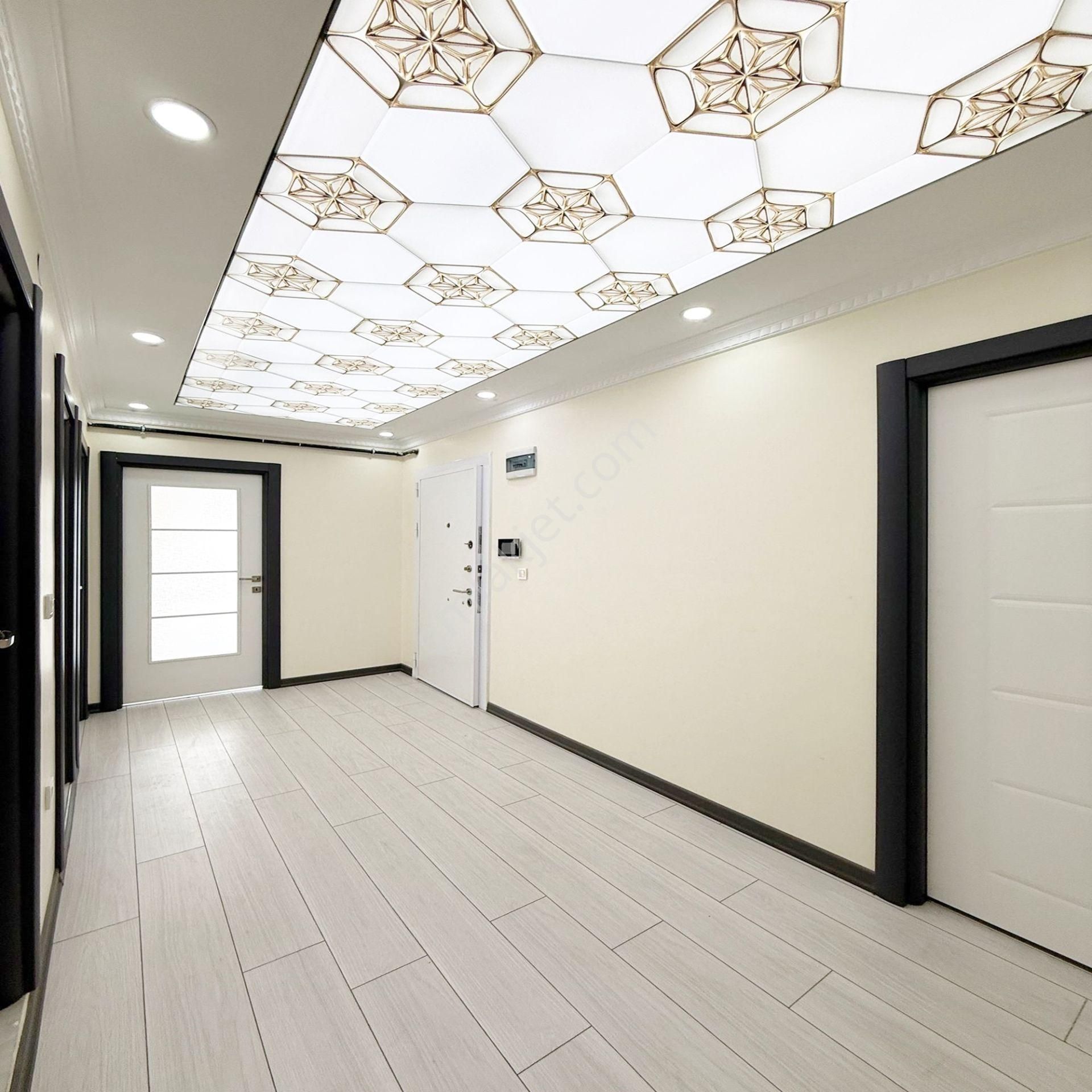 Bahçeşehir Lokasıyonda Sıfır 3+1 Şık Tasarımlı Daire - Görsel 29