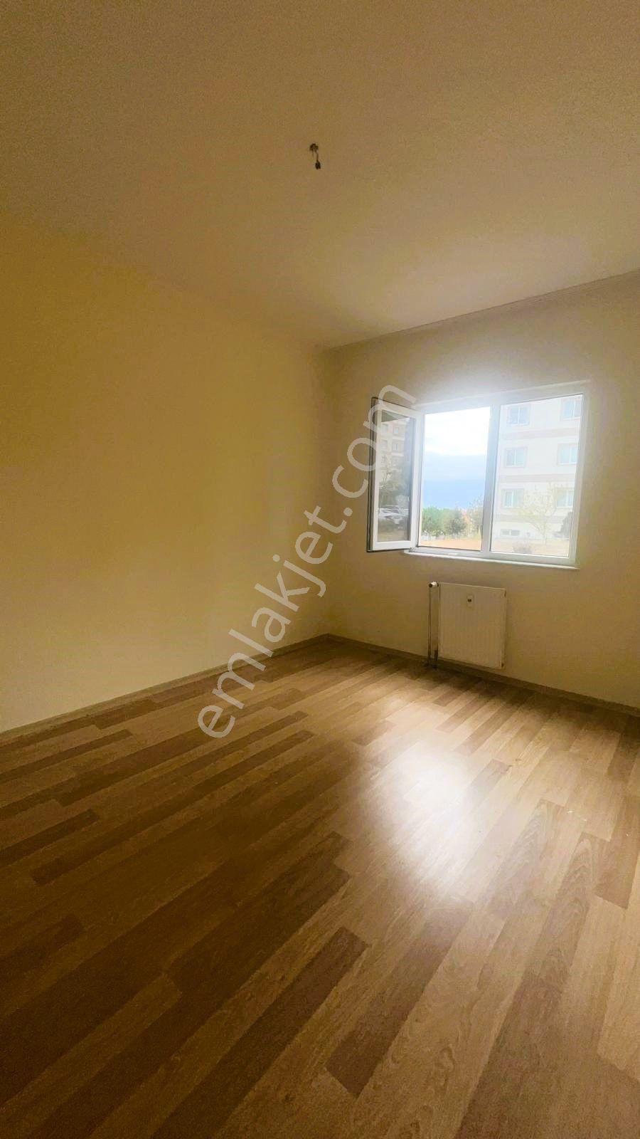 Gürsu'da Bakımlı, Masrafsız, Site İçinde 3+1 Satılık Daire - Görsel 19