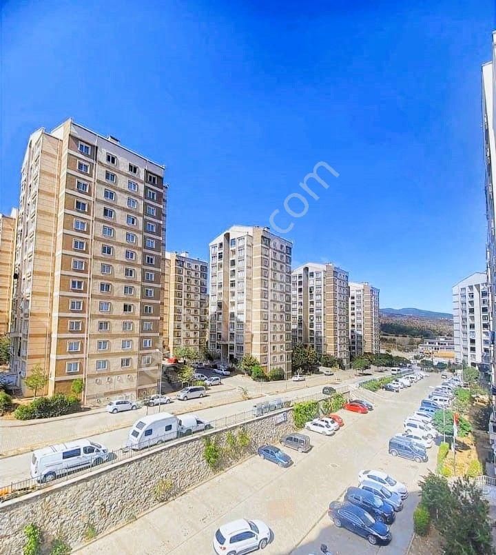 Gürsu'da Bakımlı, Masrafsız, Site İçinde 3+1 Satılık Daire - Görsel 2