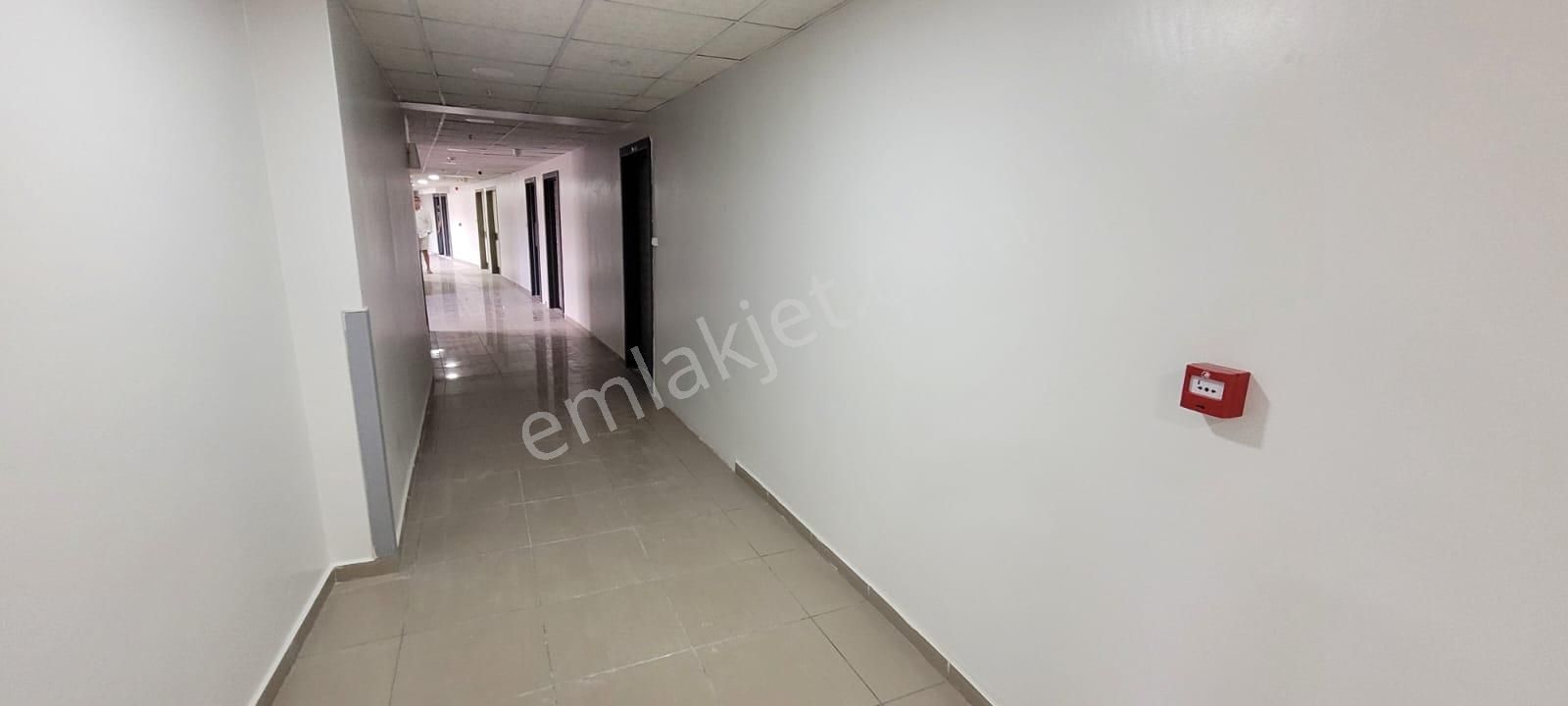 Pendik Fevzi Çakmak Mah. Plazada Net 50m2 İş Yerine Uyğun - Görsel 18