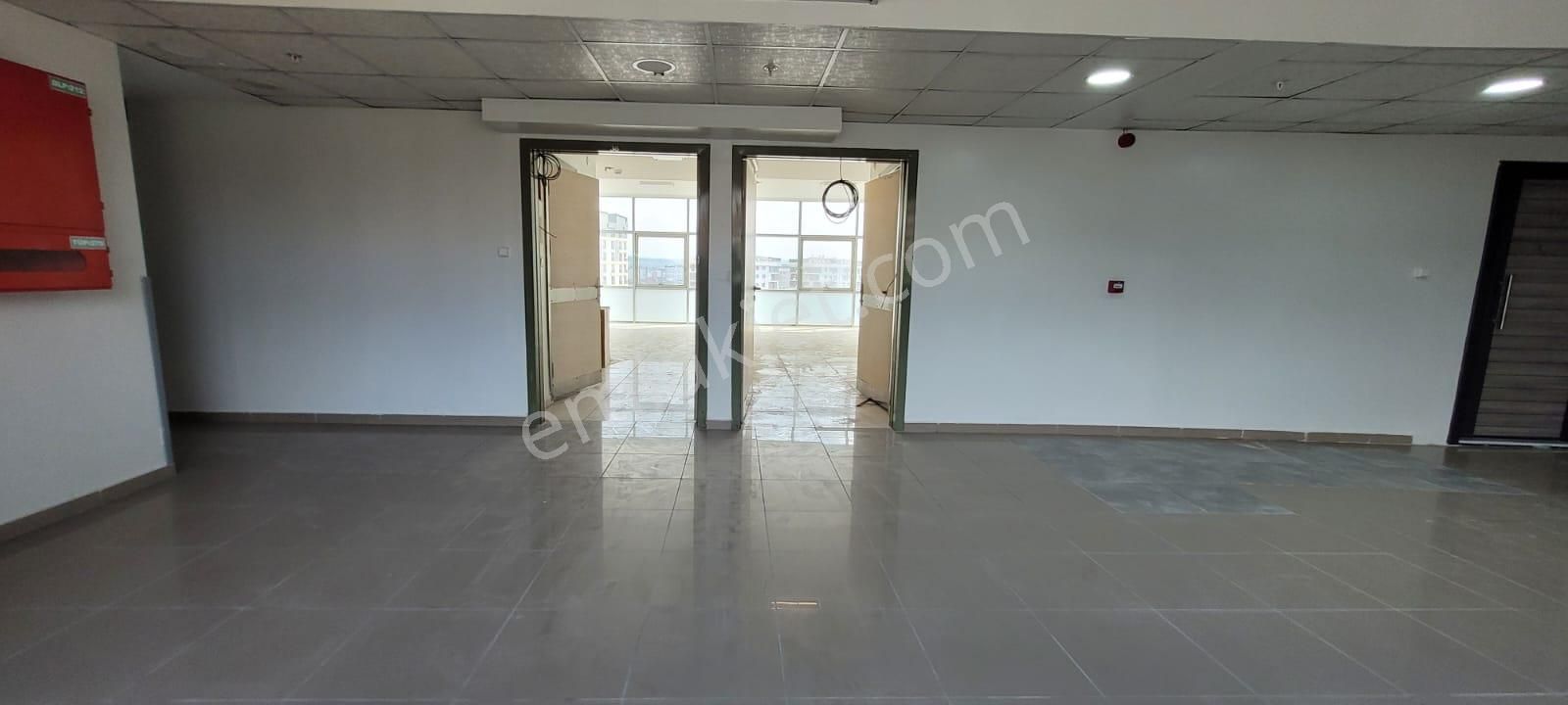 Pendik Fevzi Çakmak Mah. Plazada Net 50m2 İş Yerine Uyğun - Görsel 3
