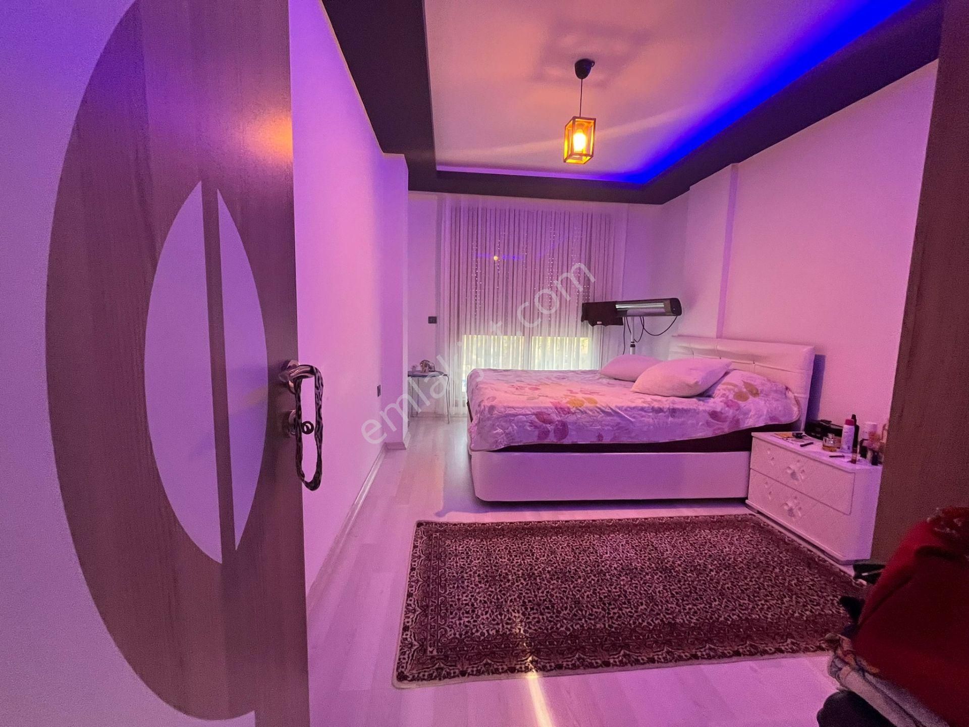 Seferihisar Cumhuriyette Havuzlu Sitede Geniş Bahçeli 3+1 Yazlık - Görsel 8