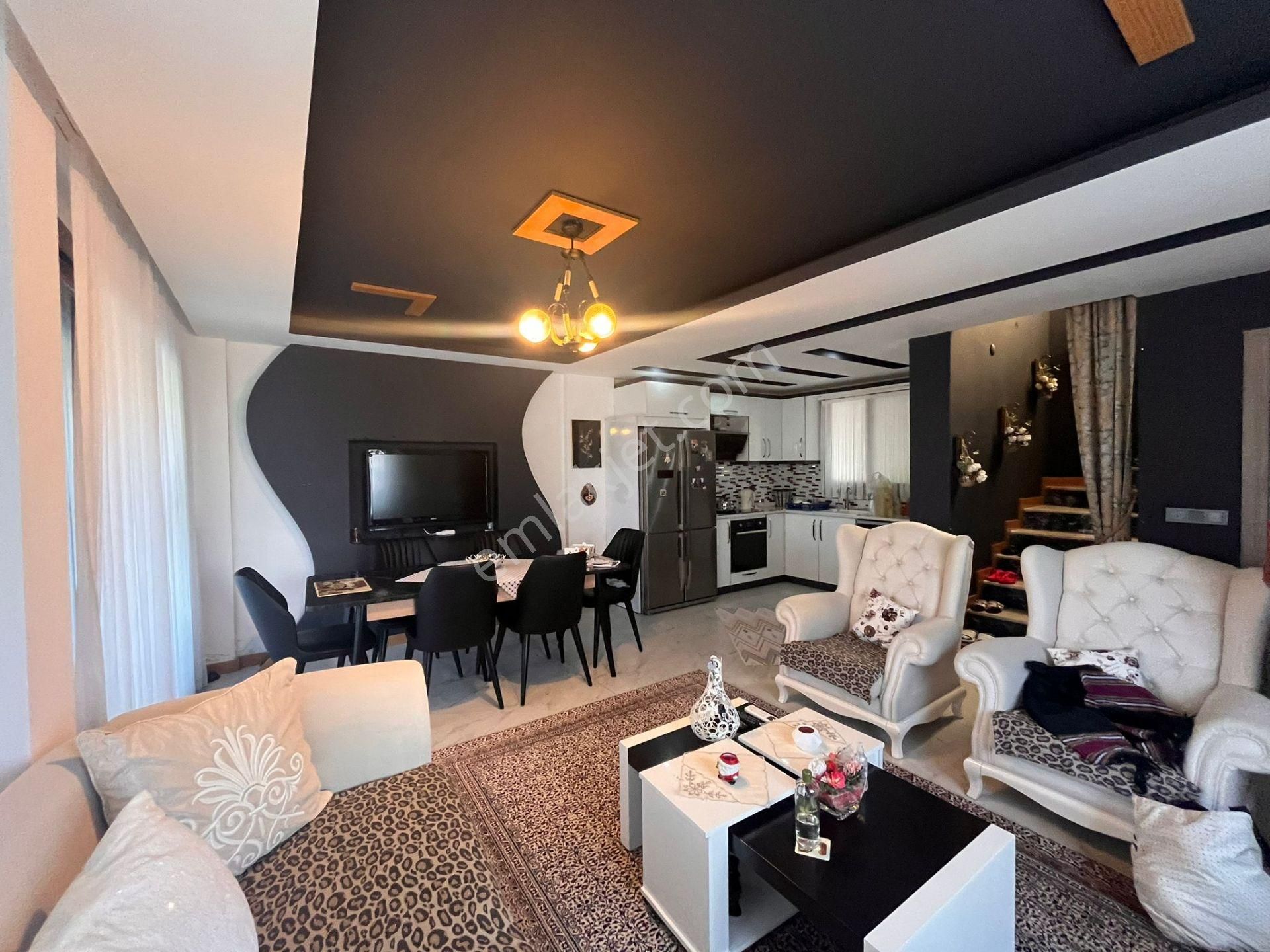 Seferihisar Cumhuriyette Havuzlu Sitede Geniş Bahçeli 3+1 Yazlık - Görsel 22