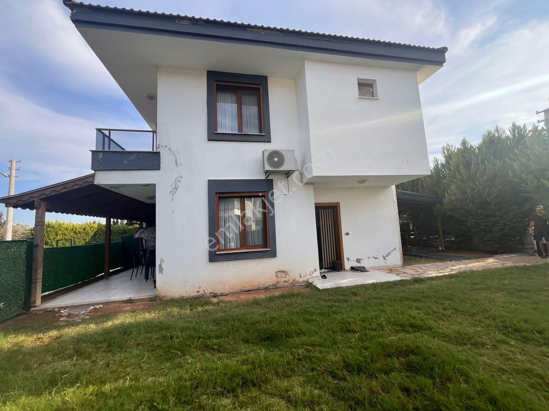 Seferihisar Cumhuriyette Havuzlu Sitede Geniş Bahçeli 3+1 Yazlık - Görsel 20