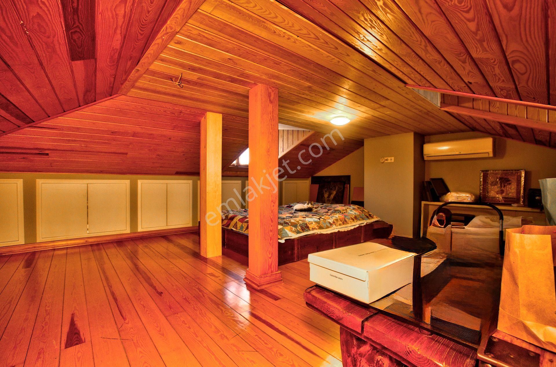 Emirgan Boyacıköy’de Yenilenmış Bahçeli & Havuzlu Tarihi Köşk - Görsel 19