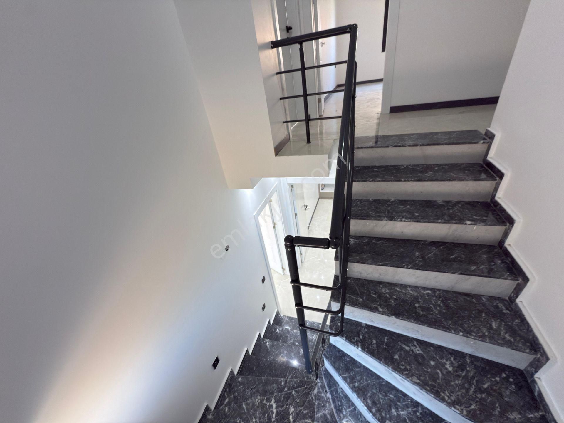 İzmir Dikili Cumhuriyette 3+1 Sıfır Satılık Yatay Villa Yazlık - Görsel 34