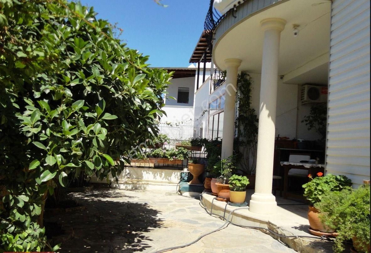 Bodrum Merkez’de, Kale Ve Deniz Manzaralı Bahçeli Dubleks Villa! - Görsel 10