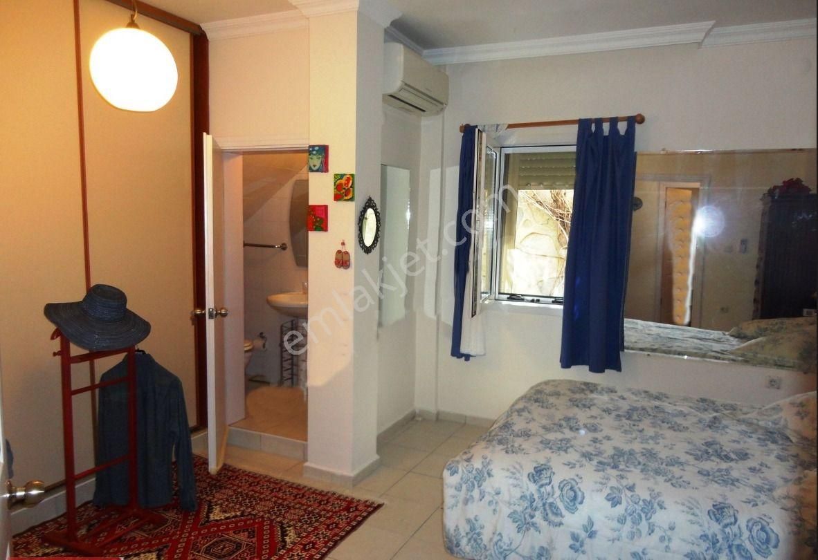 Bodrum Merkez’de, Kale Ve Deniz Manzaralı Bahçeli Dubleks Villa! - Görsel 8