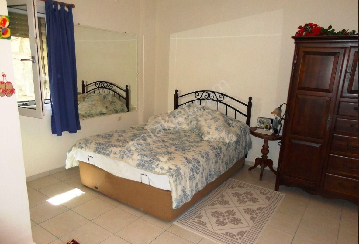 Bodrum Merkez’de, Kale Ve Deniz Manzaralı Bahçeli Dubleks Villa! - Görsel 9