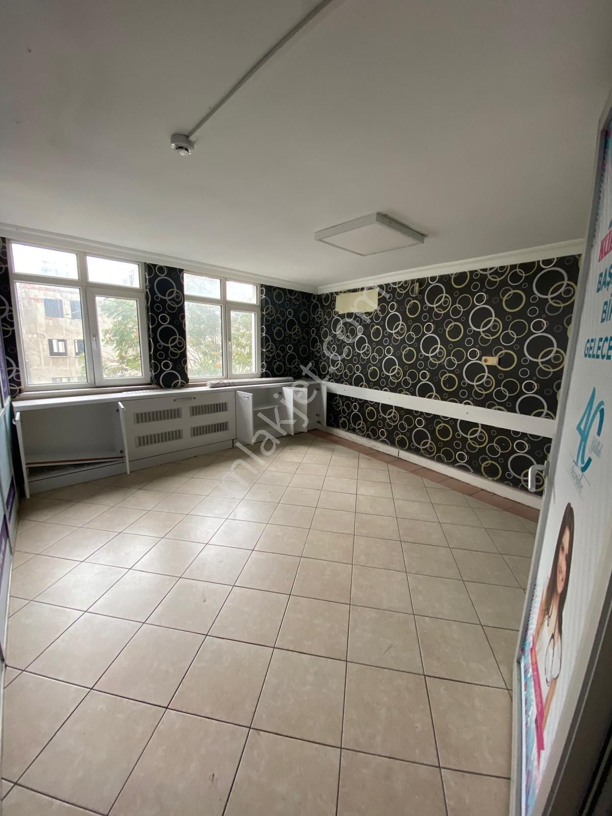 Gaziosmanpaşa Merkez Mahallesinde Her Kat 500m2 5 Katlı Binanın 4 Katı Kurumsal Kiralıktır - Görsel 21