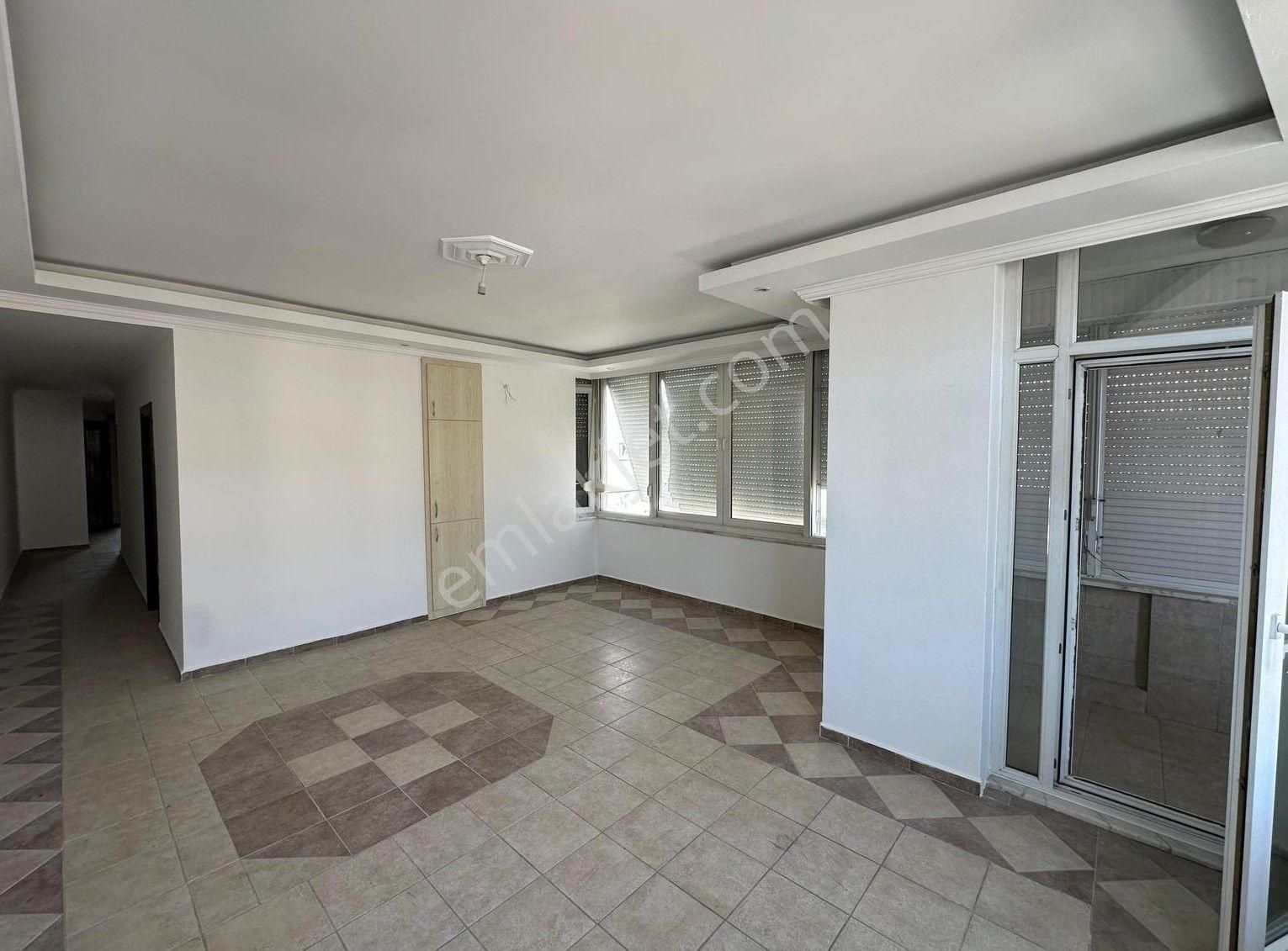 Alanya Saray Mah. Hal Kavşagı Cvr. Satılık 2+1 Daire - Görsel 4