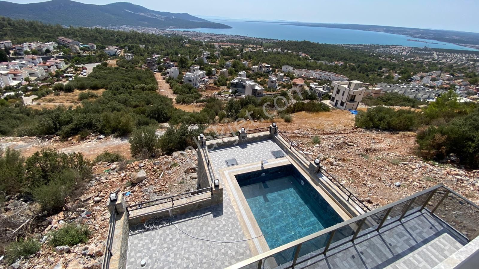 Didim Akbükte Hakim Tepede Full Manzaralı Lüks Villa - Görsel 7