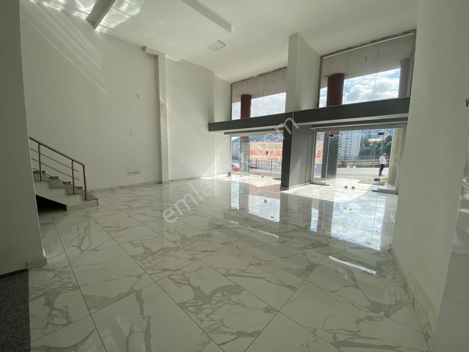 Trabzon'da Kiralık Dükkan - Görsel 24