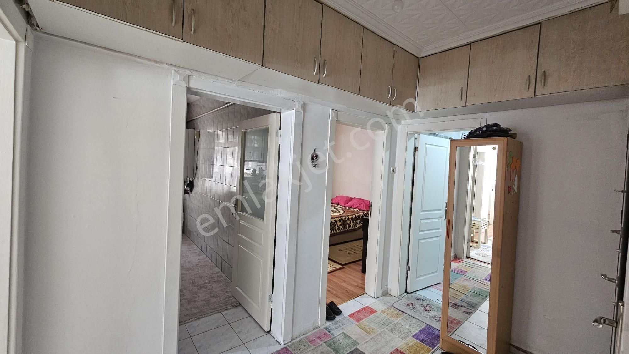 Ertuğrulgazi Mah Metroya Yürüme Mesafesinde Acil Satılık