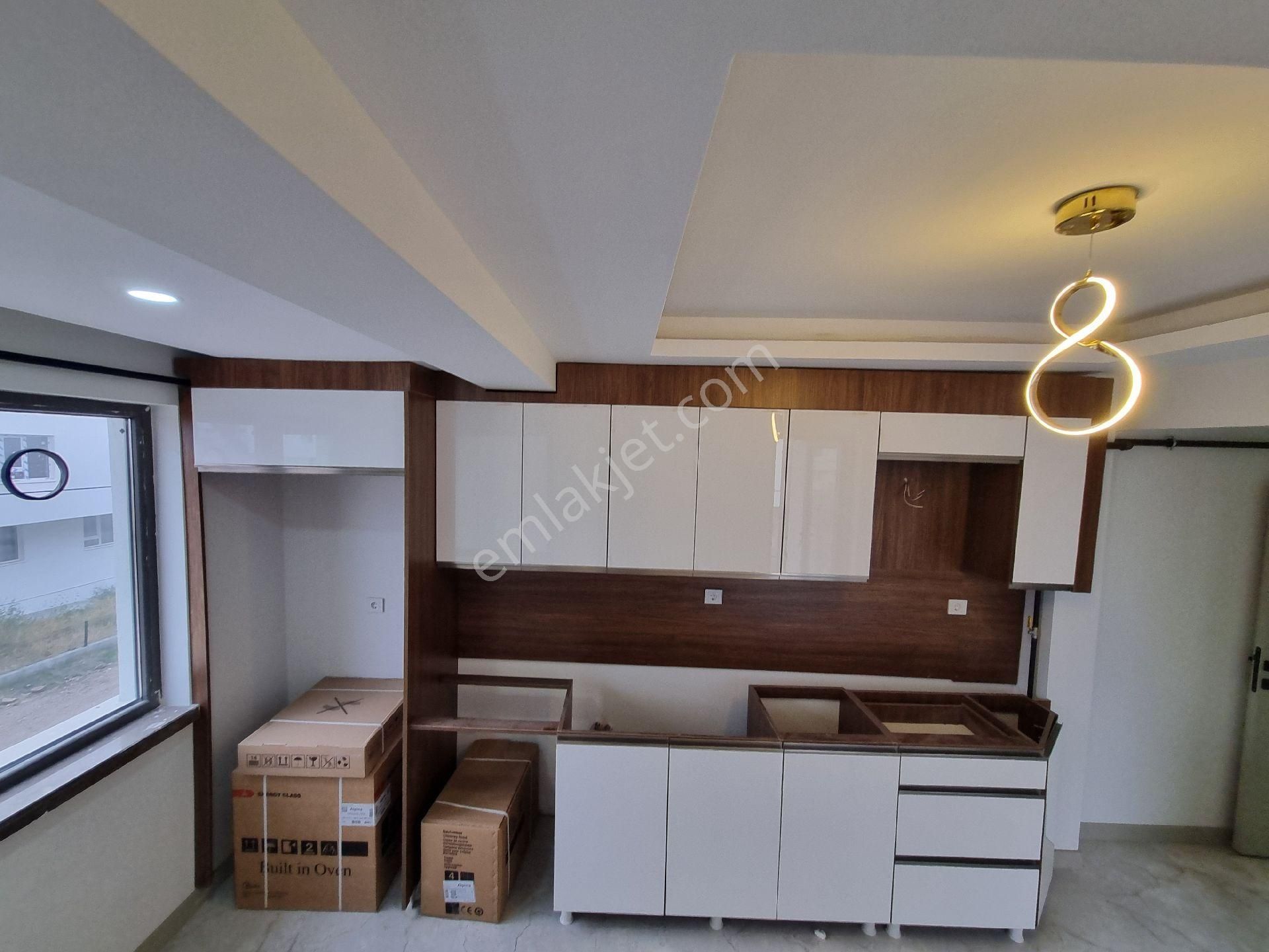 Hazardan Sincan Yenikente Altan Isıtmalı Lüx Yapılı Ön Cephe 2+1 - Görsel 29