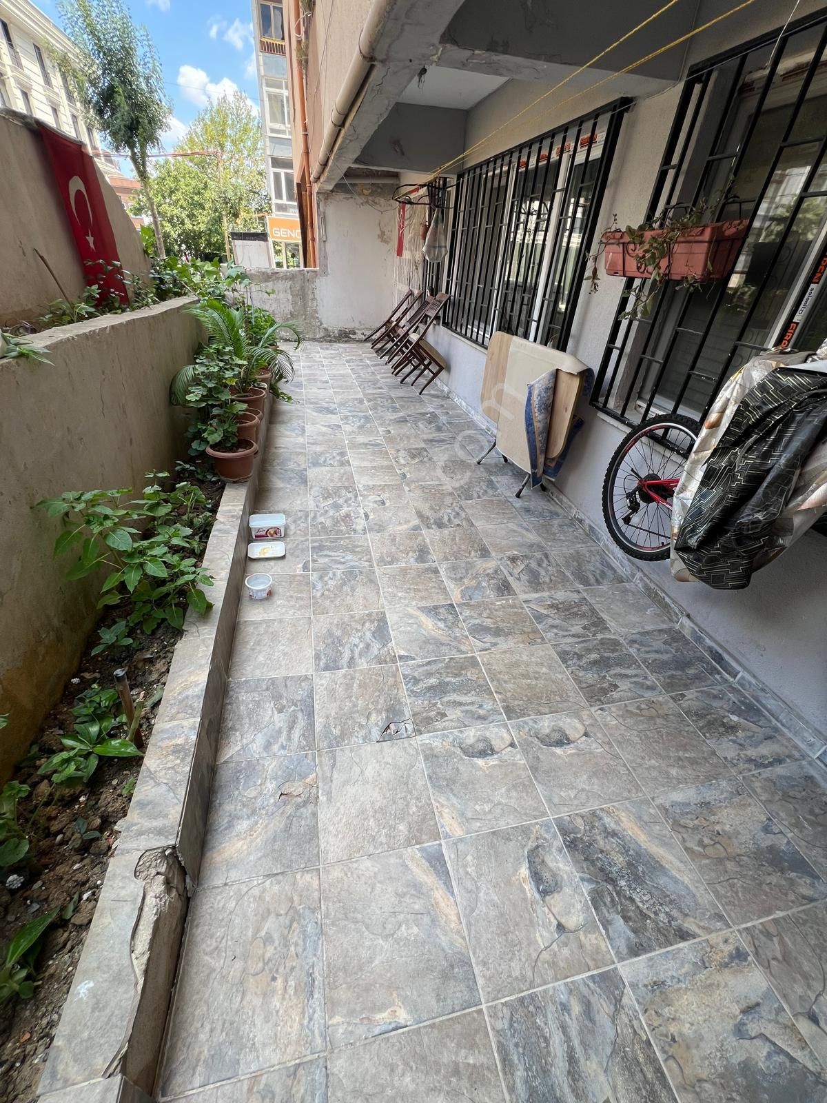 Gümüşpala Caddesine Yakın Uygun Fiyatlı 1+1 Bahçe Katı Daire - Görsel 9