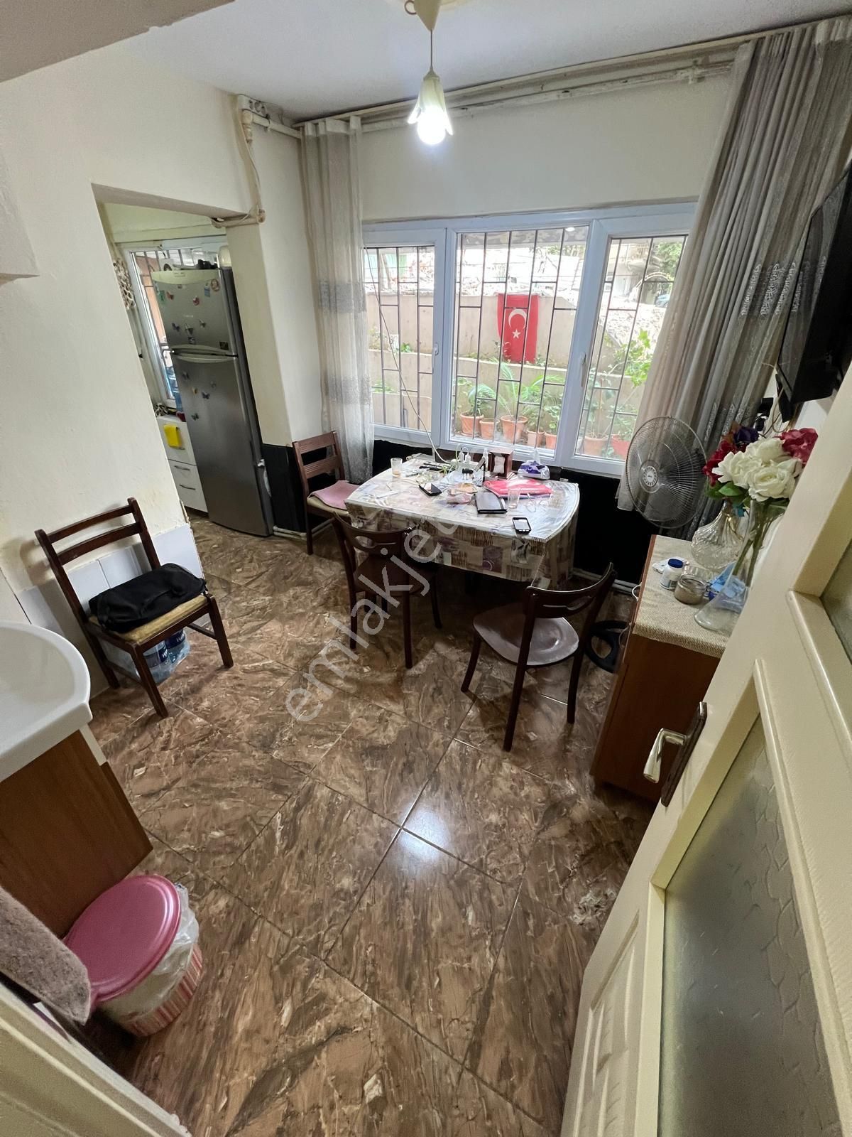 Gümüşpala Caddesine Yakın Uygun Fiyatlı 1+1 Bahçe Katı Daire - Görsel 6