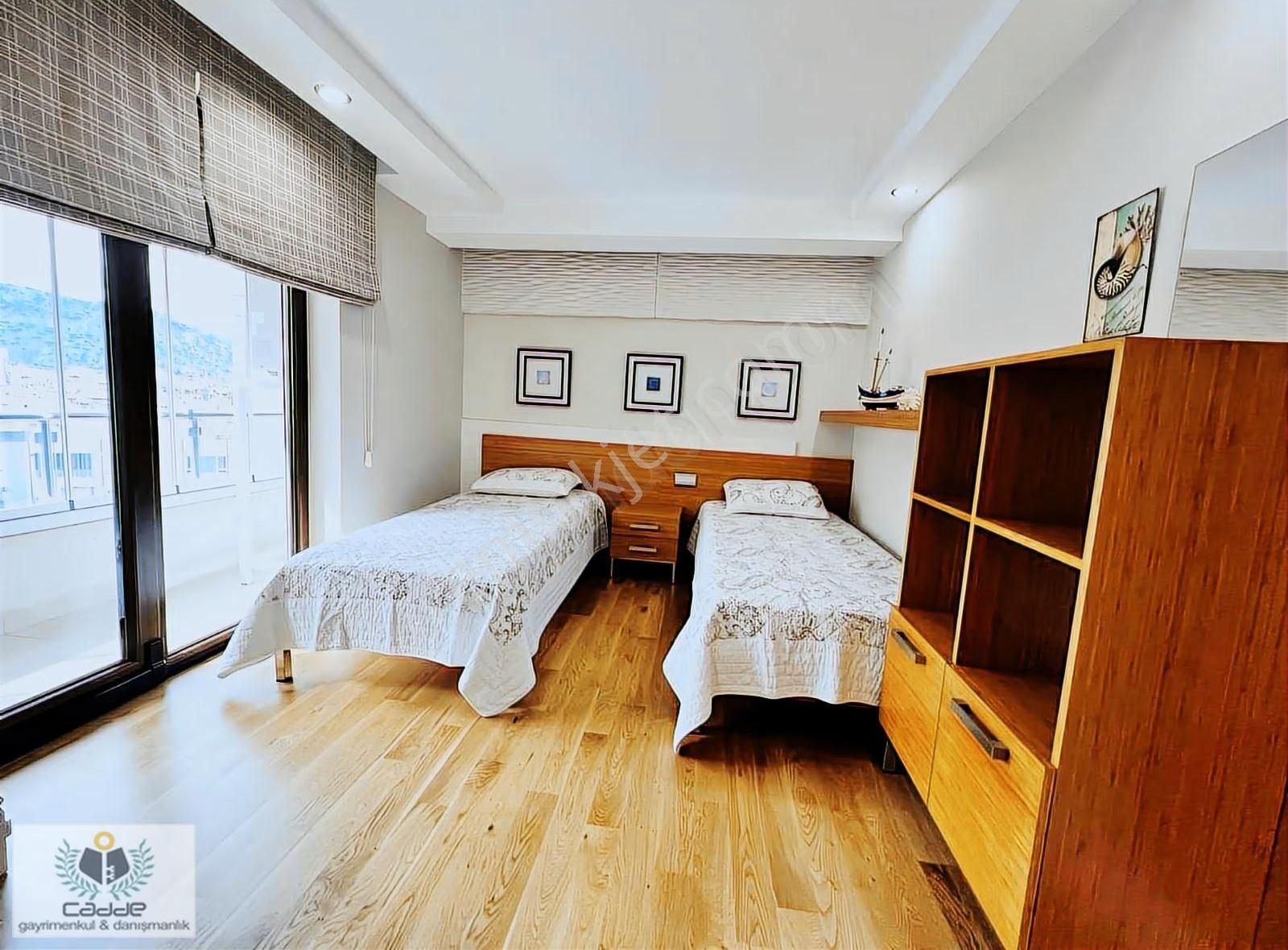 Denize Sıfır Özel Mimari Tasarımlı Ultra Lüks 2,5+1 Satılık - Görsel 28