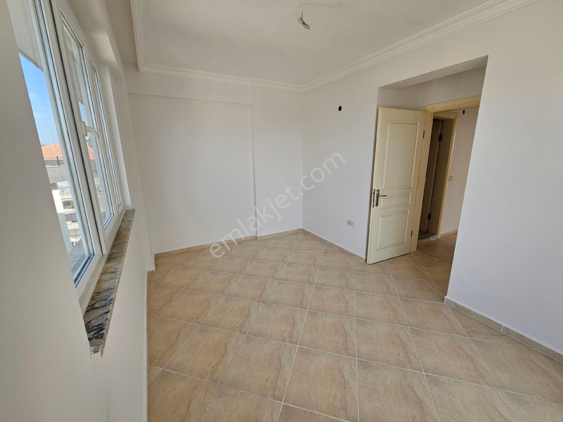 Kuşadası Kadınlar Denızı Mah.de Satılık Denız Manzaralı 2+1 - Görsel 20