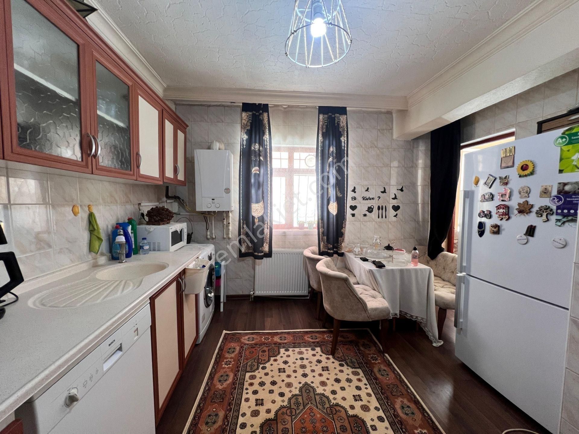 Turyap'tan Bağlarbaşı Cad. Yakını Okul Yanı 3+1 Dubleks Yapılı - Görsel 10