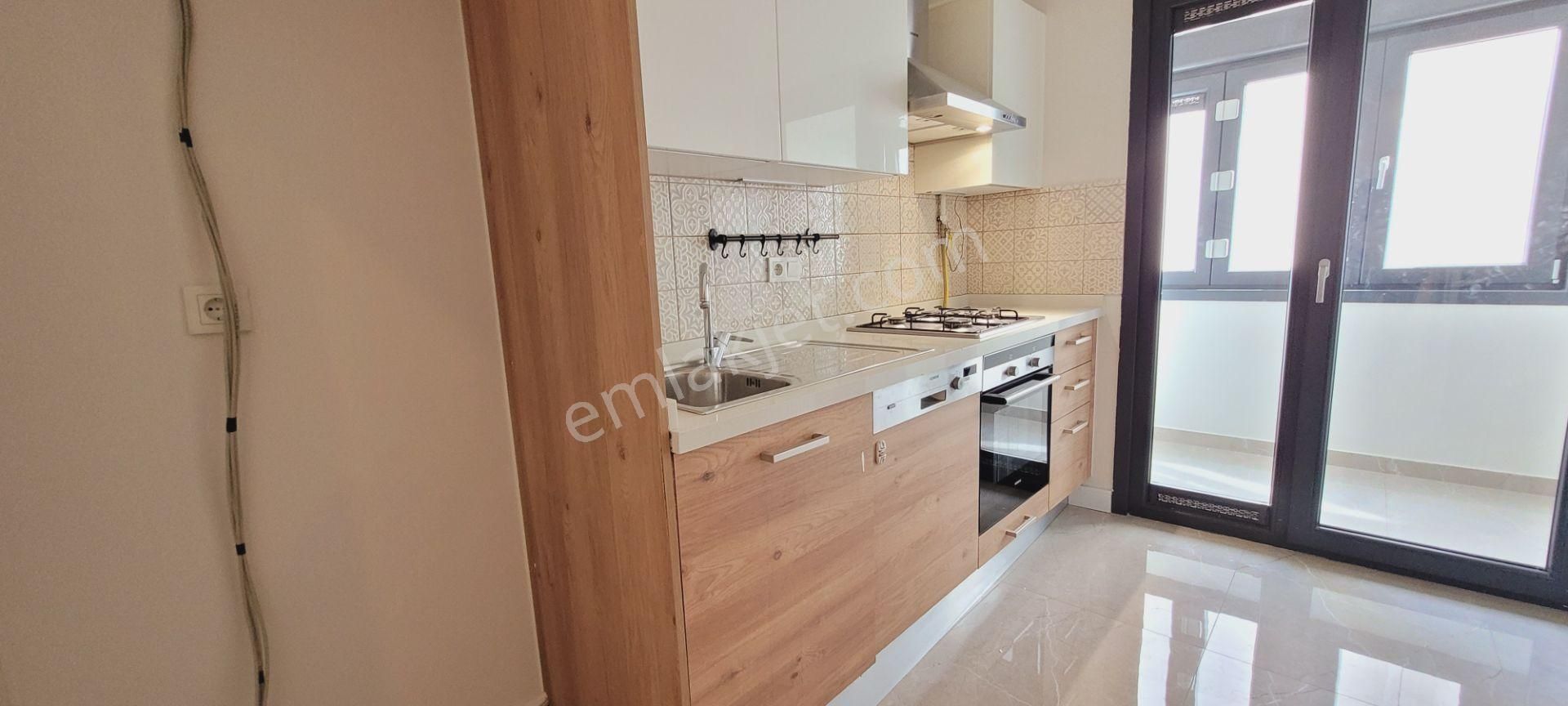 Suadiye Bağdat Caddesine 5.binada Balkonlu 3+1 Net 105m2 Satılık - Görsel 4