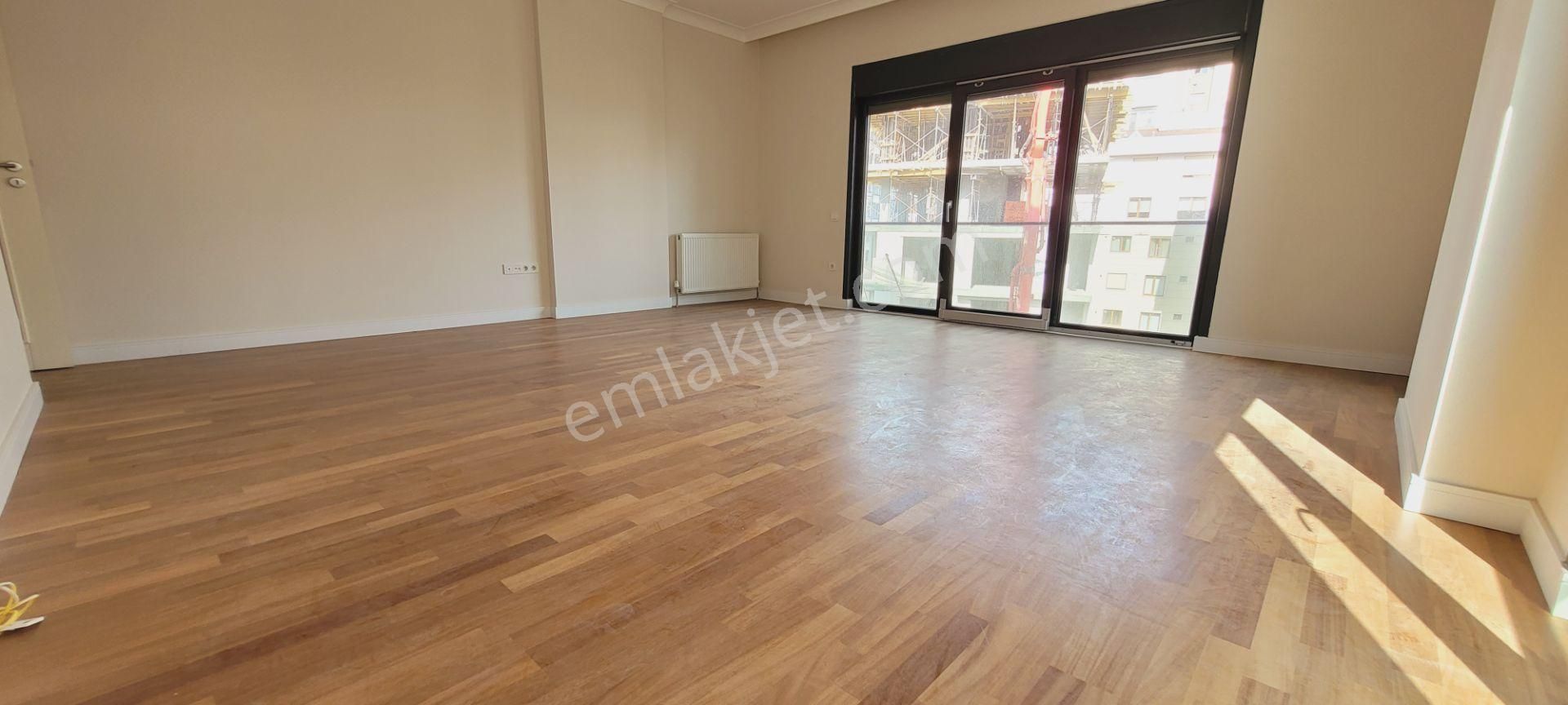 Suadiye Bağdat Caddesine 5.binada Balkonlu 3+1 Net 105m2 Satılık - Görsel 9