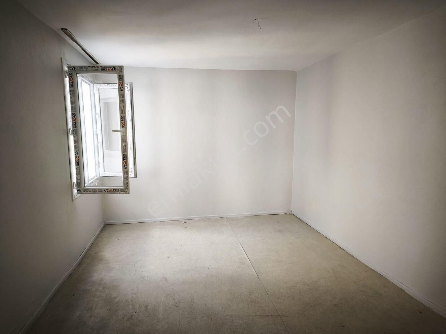 Esse My Home Dan Eski Askerlik Şubesi Karşısı 3 Katlı Mustakil Ev - Görsel 4